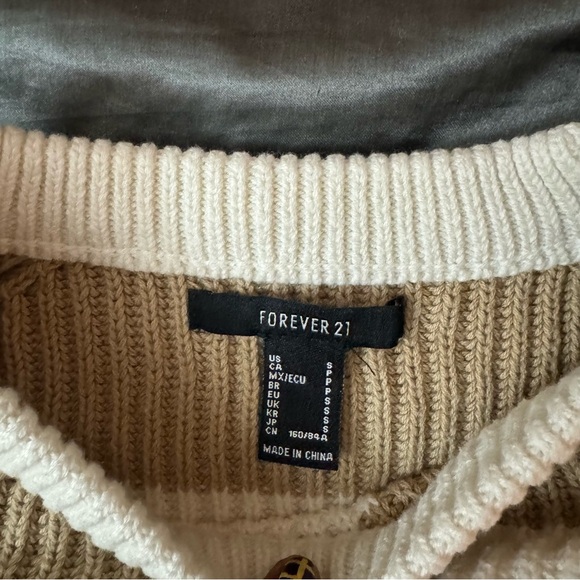 Forever 21 White Tan striped knit cropped sweater Crewneck pullover size Small - Picture 6 of 8